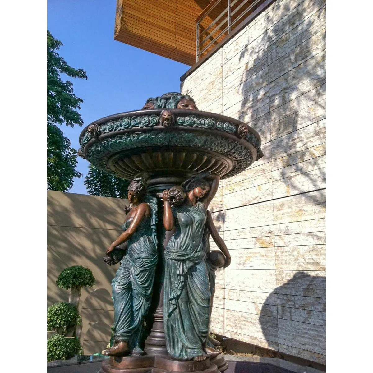 Four Seasons Lion Head Fountain